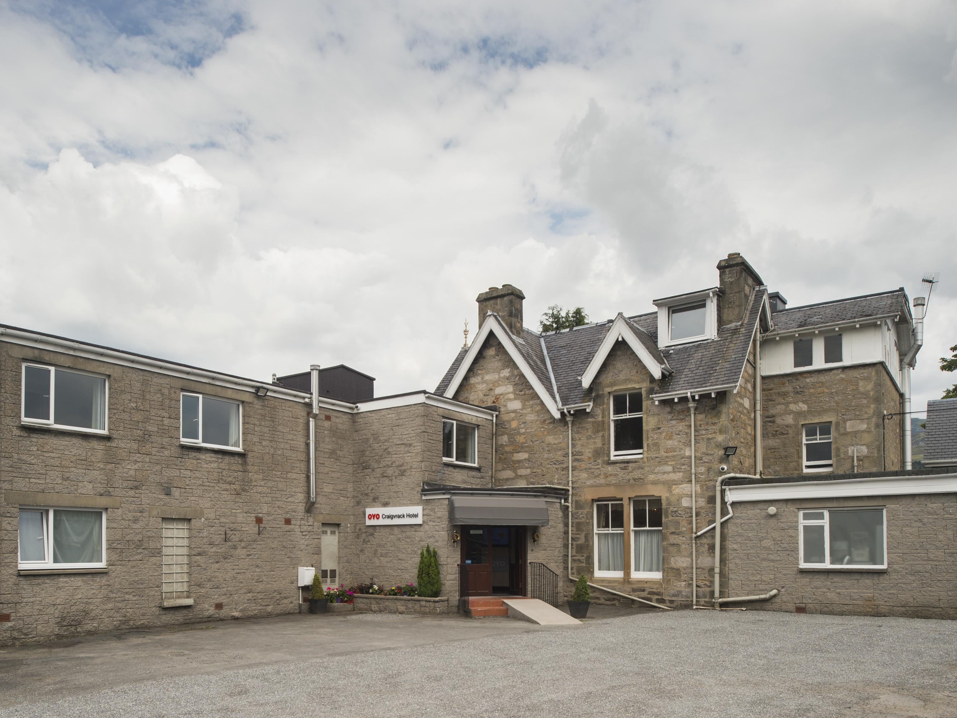 Craigvrack Hotel & Restaurant Pitlochry Exterior photo